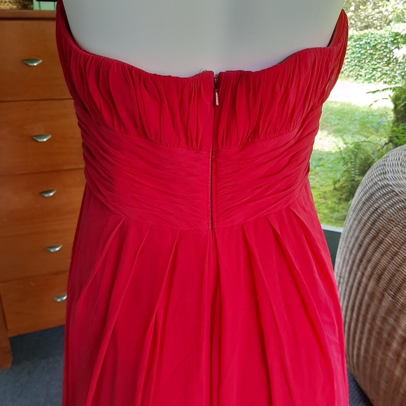Aidan Mattox Red gown size 8 preowned - Picture 3 of 14